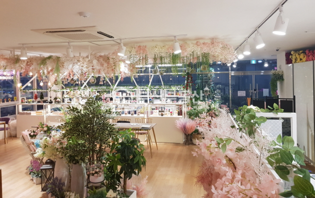 부산 연제구 연산동 연산동상가, 무권리, 카페, 미용업 추천 월세 매물번호 11009 사진 3
