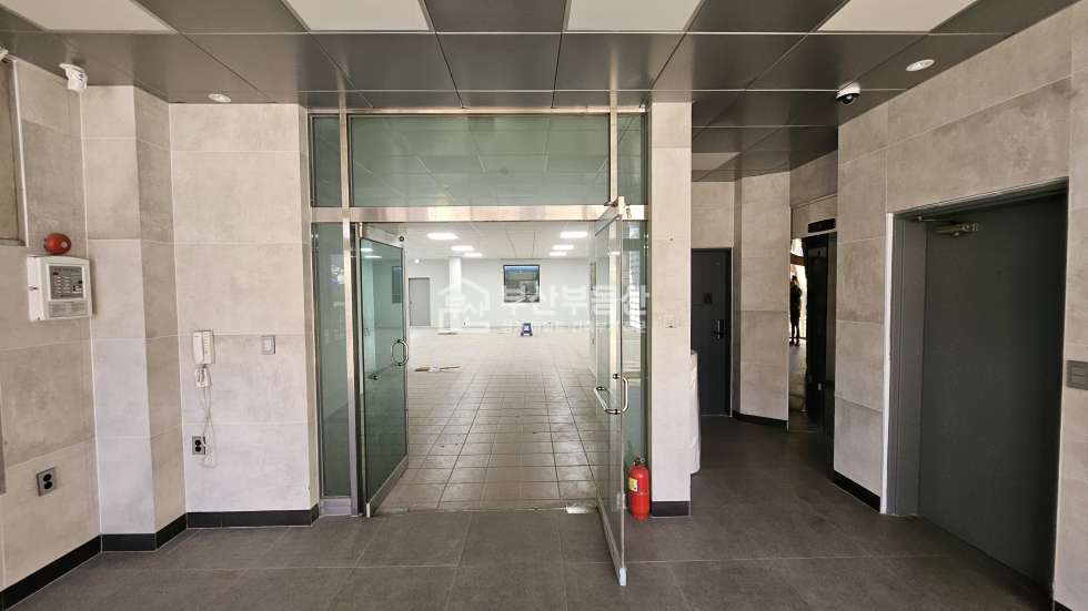 부산 동래구 수안동 1동 동래구 수안동상가, 권리금없음, 업종무제한 월세 매물번호 11139 사진 4
