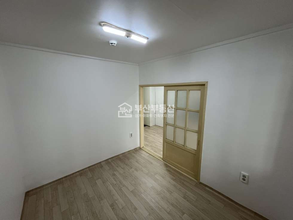 부산 연제구 연산동 339-21 (삼성맨션) A동 연산동전세, 도배완료, 즉시입주 전세 매물번호 11162 사진 5