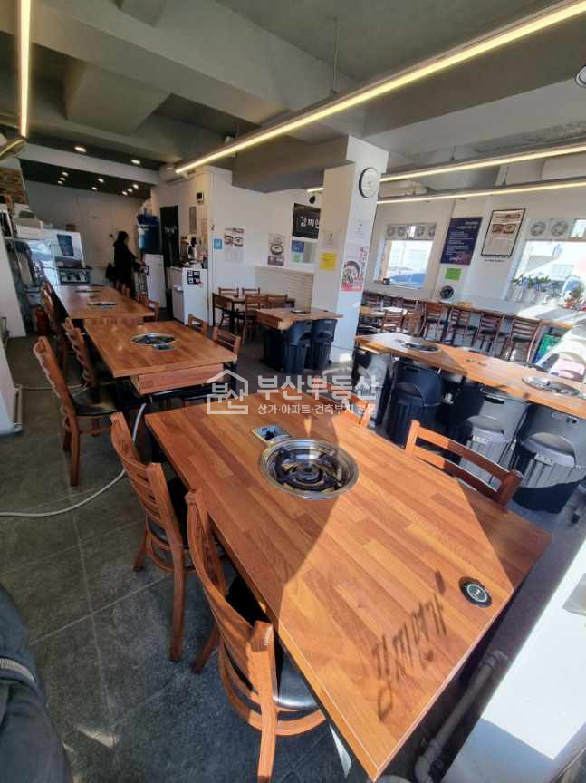 울산 남구 매암동 장생포고래박물관앞. 무권리상가. 음식점추천 월세 매물번호 10812 사진 3