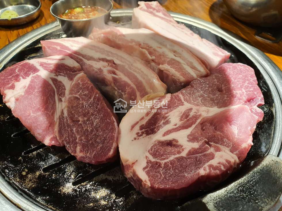 부산 연제구 연산동 부산시청상권권, 시청소소길, 횟집추천 월세 매물번호 10646 사진 4
